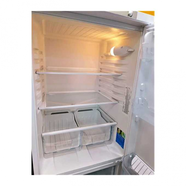 Холодильник Indesit ES 15 A 2-хкамерн. белый Холодильник Indesit ES 15 A 2-хкамерн. белый