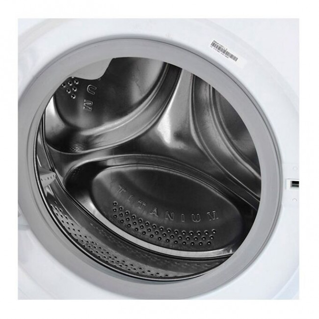 Стиральная машина Indesit BWUA 51051 L B белый Стиральная машина Indesit BWUA 51051 L B белый