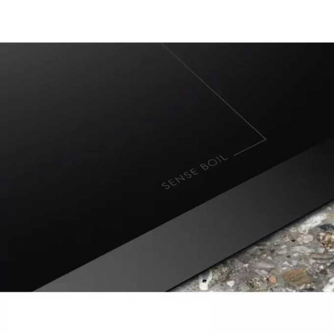 Варочная поверхность Electrolux EIS62453 черный Варочная поверхность Electrolux EIS62453 черный