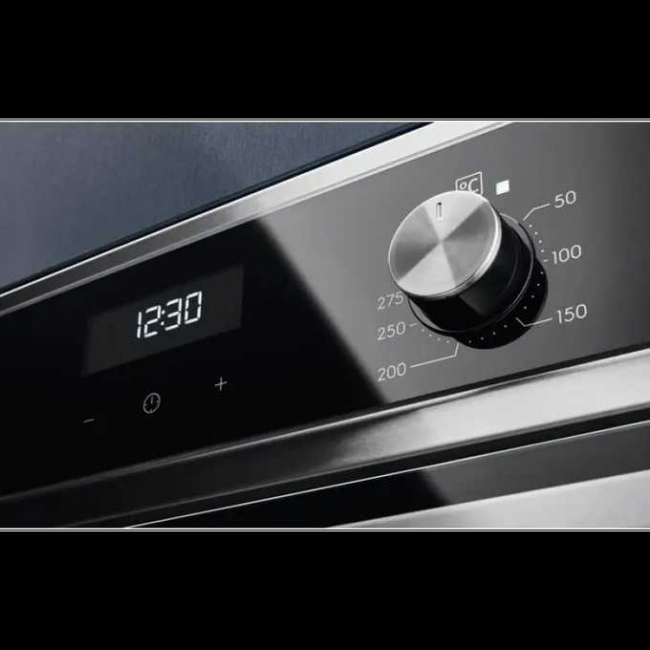 Духовой шкаф ELECTROLUX EOF5F70X конвекцией, объем 72л, 8 режимов, очистка каталитическая задняя стенка