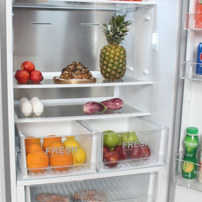 Холодильник Hyundai CC4553F нержавеющая сталь 188x70x67см (двухкамерный) Холодильник Hyundai CC4553F нержавеющая сталь 188x70x67см (двухкамерный)