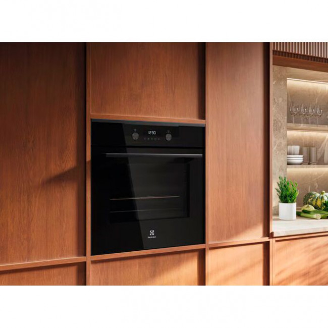 Духовой шкаф Electrolux KOFBH39H черный Духовой шкаф Electrolux KOFBH39H черный