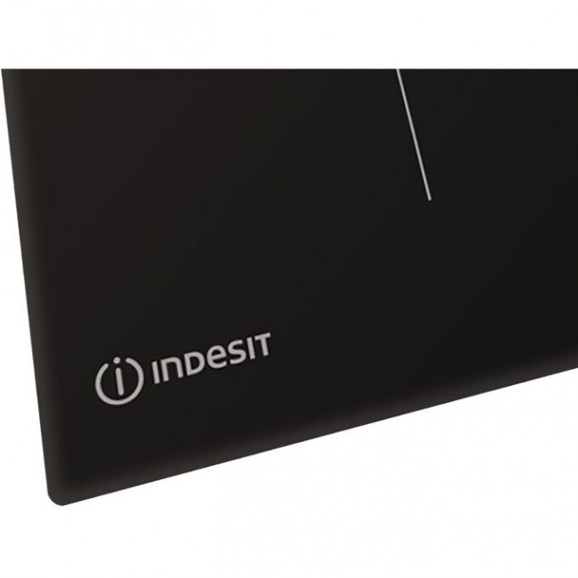 Индукционная варочная поверхность Indesit IS 40CQ45 NE черный