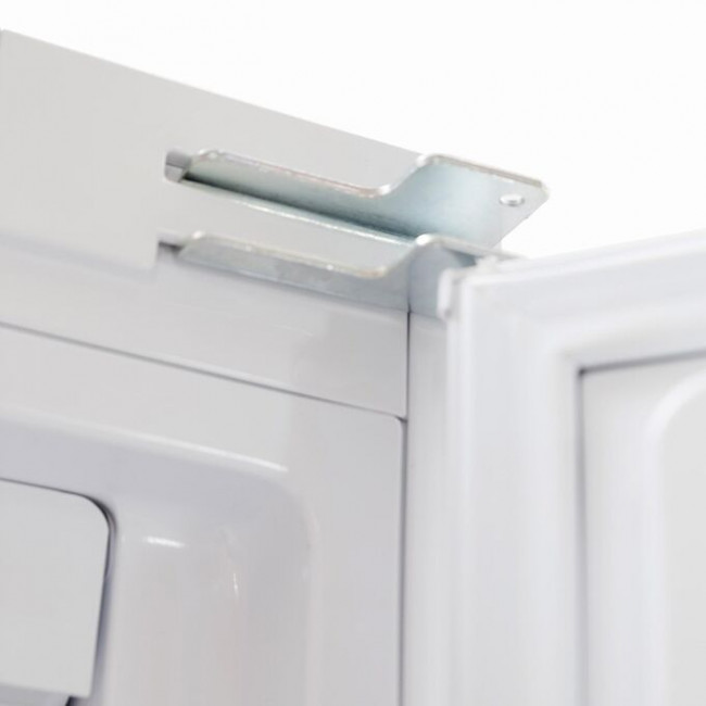 Встраиваемый морозильник SCANDILUX FNBI303E