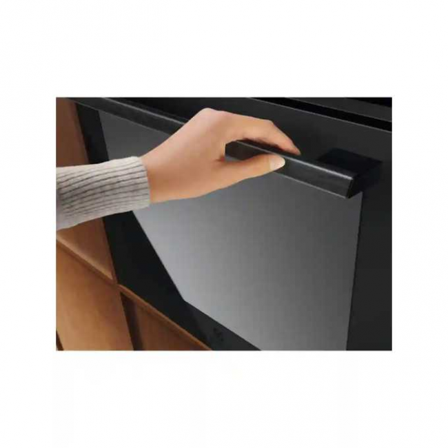 Духовой шкаф Electrolux EOE9P3XT электрический с конвекцией, объем 72л, 17 режимов, очистка паровая, 3 стекла в дверце Духовой шкаф Electrolux EOE9P3XT электрический с конвекцией, объем 72л, 17 режимов, очистка паровая, 3 стекла в дверце