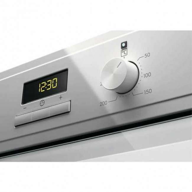 Духовой шкаф Electrolux EOF3H40BW белый Духовой шкаф Electrolux EOF3H40BW белый