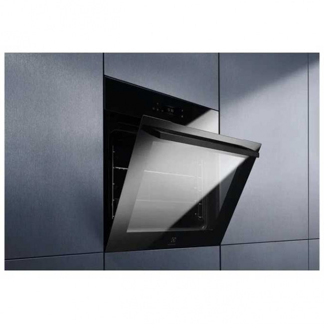 Духовой шкаф электрический Electrolux KOEBP39WX черный/серебристый Духовой шкаф электрический Electrolux KOEBP39WX черный/серебристый