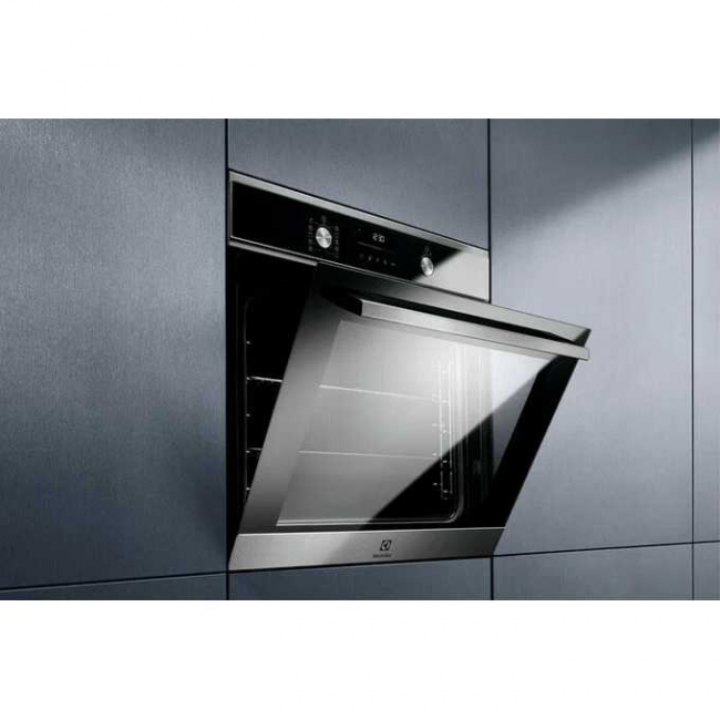 Духовой шкаф Electrolux EOD6P66X серебристый/черный Духовой шкаф Electrolux EOD6P66X серебристый/черный