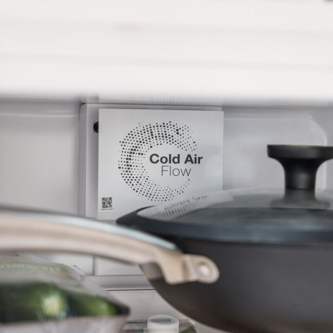 Встраиваемый холодильник SCANDILUX RBI303EZ