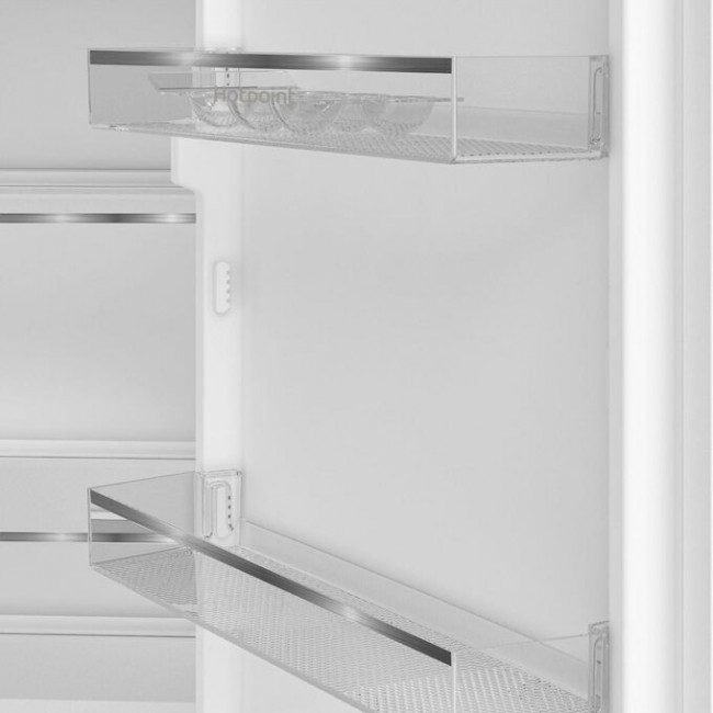 Холодильник встраиваемый Hotpoint HBT 20I Холодильник встраиваемый Hotpoint HBT 20I
