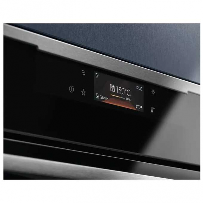 Духовой шкаф электрический Electrolux EOC8P39WX черный/нерж