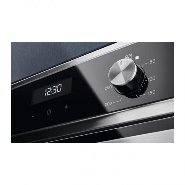 Духовой шкаф Electrolux EOF5F50BX Духовой шкаф Electrolux EOF5F50BX