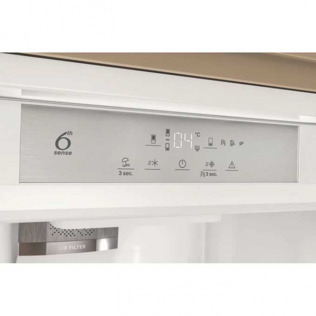 Встраиваемый холодильник Whirlpool SP40 812 EU 2