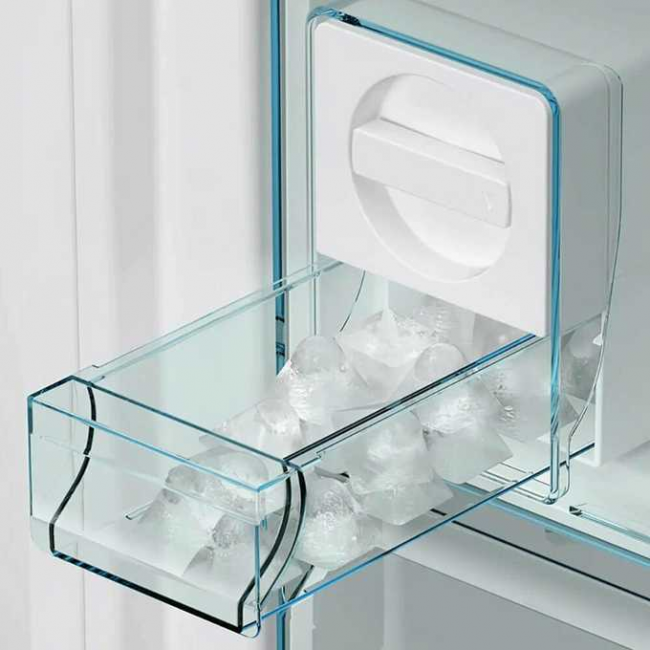 Холодильник Bosch KGN86AW32U белый Холодильник Bosch KGN86AW32U белый